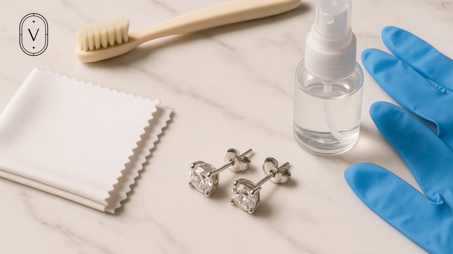 Cara Mudah Membersihkan Anting Whitegold