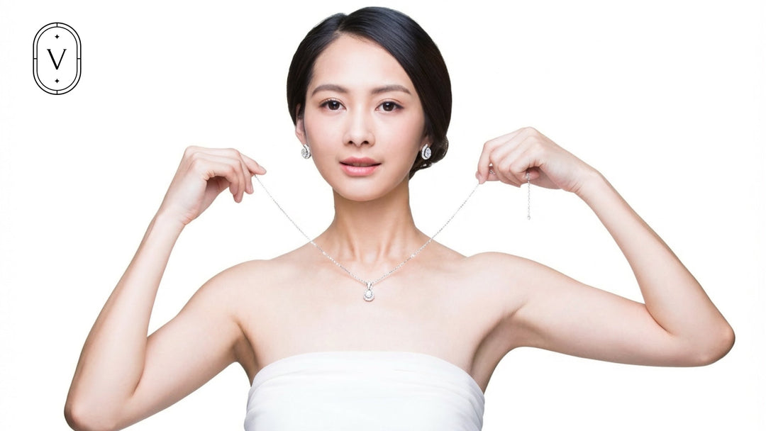 Kalung dan Anting untuk Berbagai Model Neckline Gaun