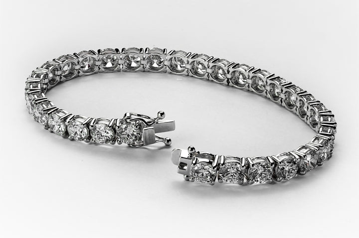 LAB DIAMOND 15.5CT 17 CM WHITEGOLD TENNIS BRACELET