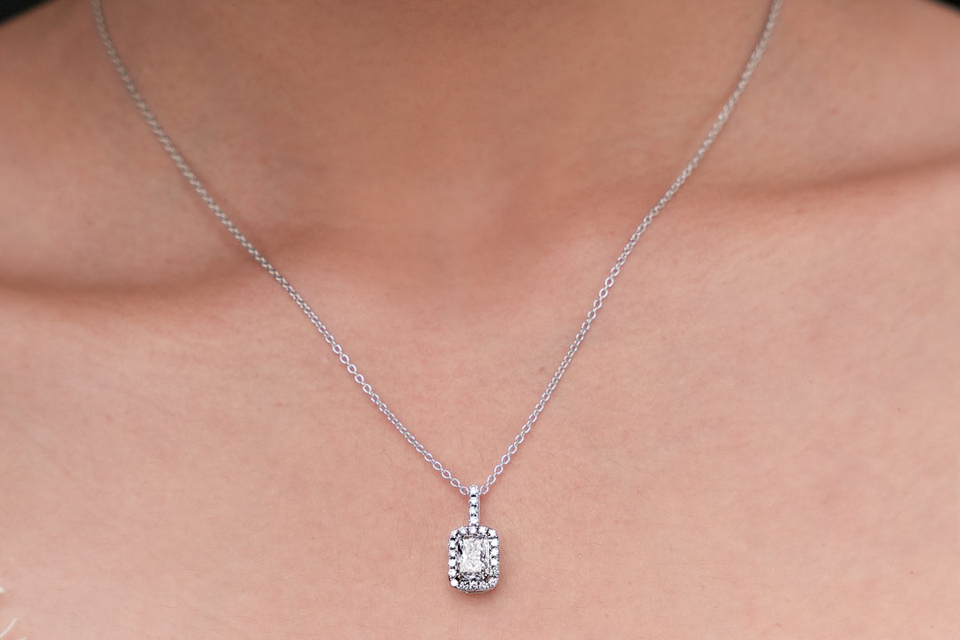 KELLY WHITEGOLD NECKLACE 1CT RADIANT CUT LAB DIAMOND WITH HALO SIDE STONE