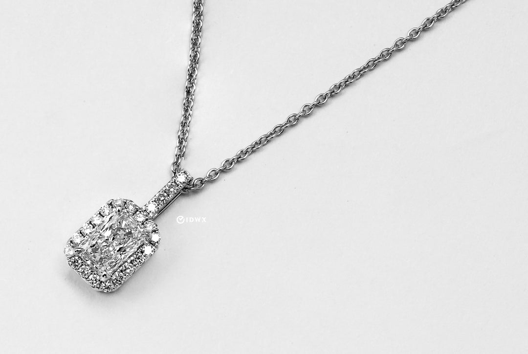 KELLY WHITEGOLD NECKLACE 1CT RADIANT CUT LAB DIAMOND WITH HALO SIDE STONE