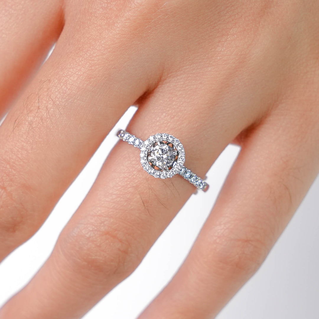 WHITEGOLD HALO RING 0.2CT ROUND CUT WITH SIDE STONE LAB DIAMOND