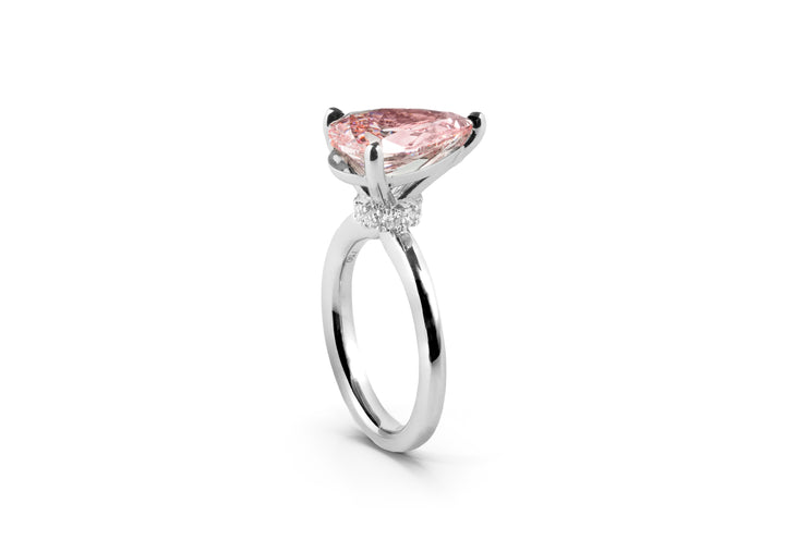 EMMA WHITEGOLD RING 3CT FANCY VIVID PINK PEAR CUT LAB DIAMOND WITH HIDEN HALO