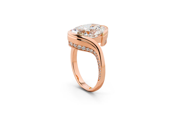 DIANA ROSEGOLD RING 5CT OVAL CUT LAB DIAMOND