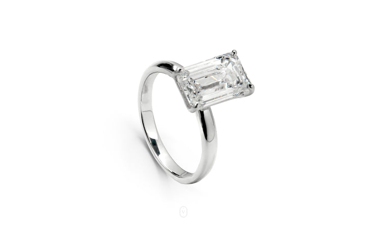 Harga Lab Grown Diamond Emerald Ring Whitegold