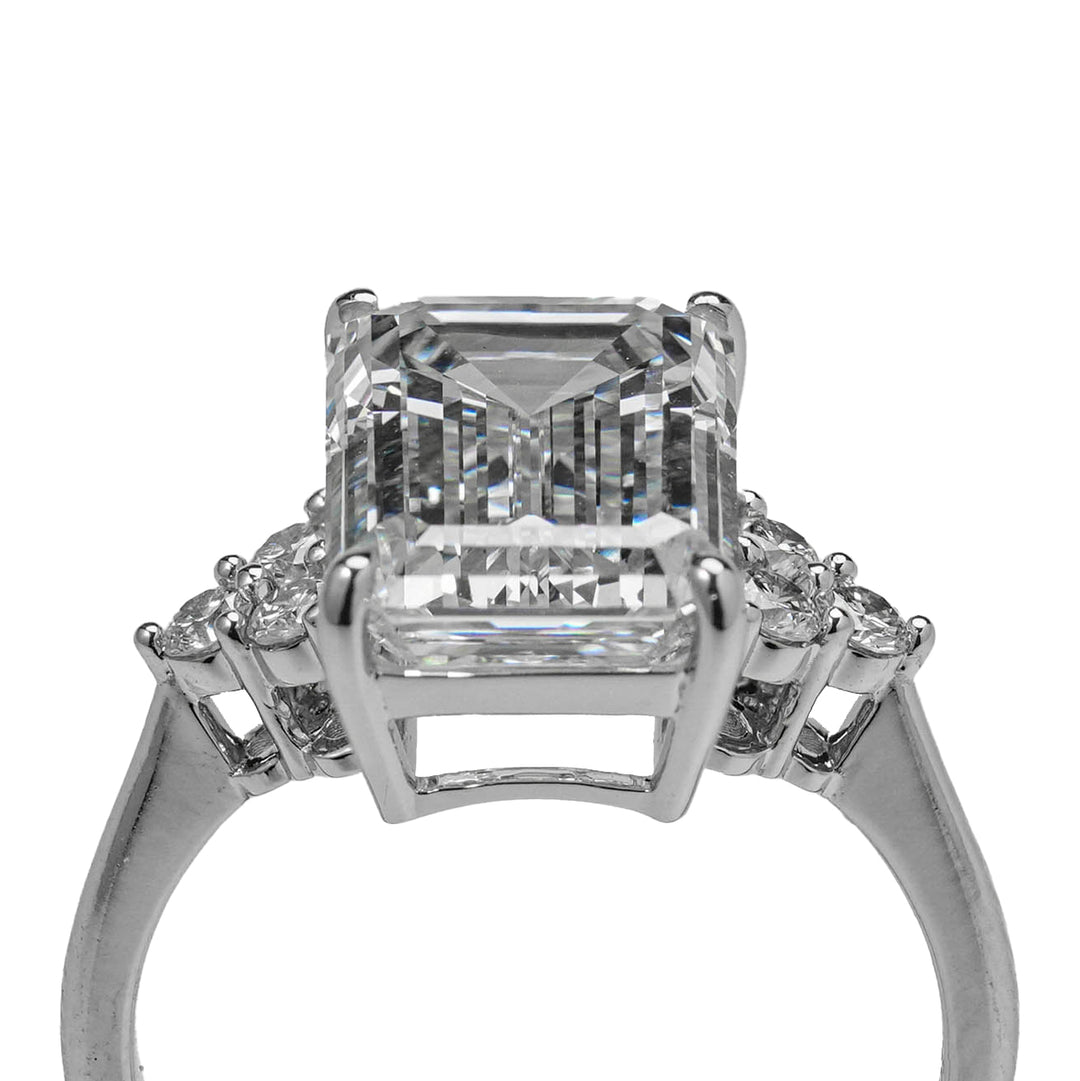 Harga Lab Grown Diamond Emerald Ring Whitegold