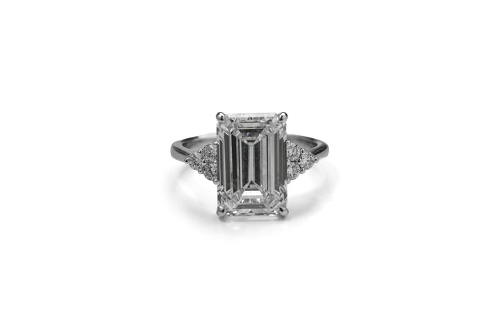 Harga Lab Grown Diamond Emerald Ring Whitegold