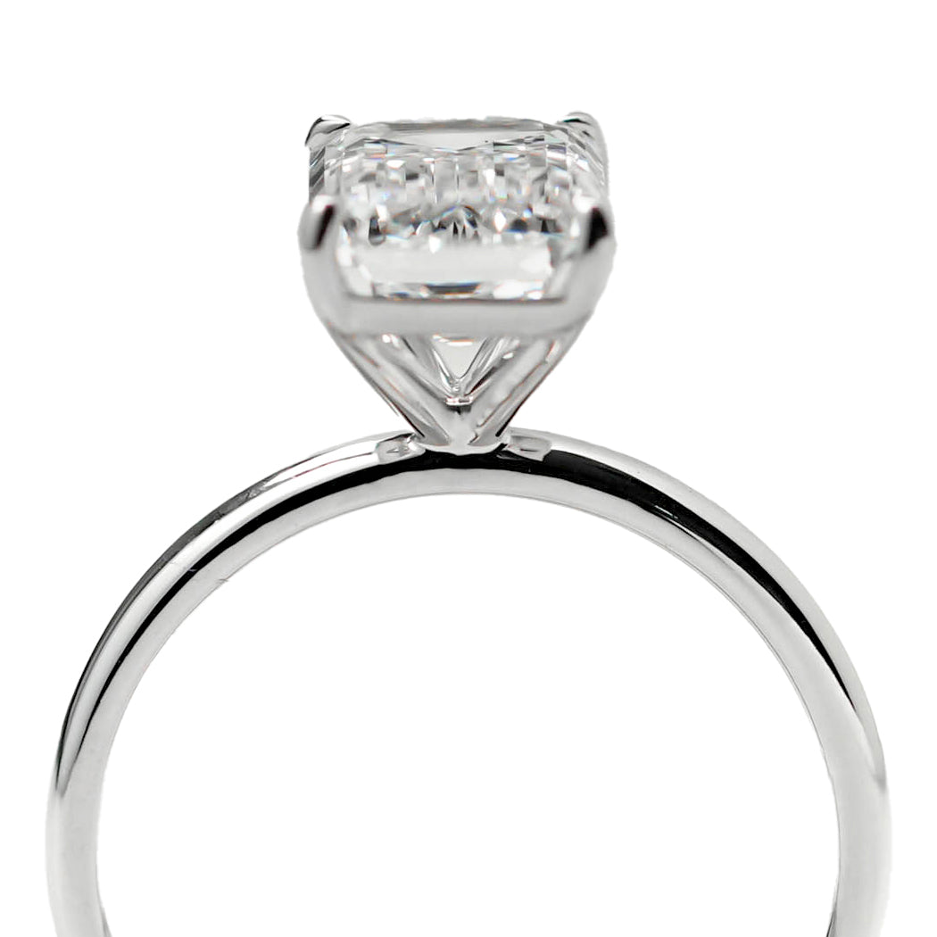 Harga Lab Grown Diamond Emerald Ring Whitegold