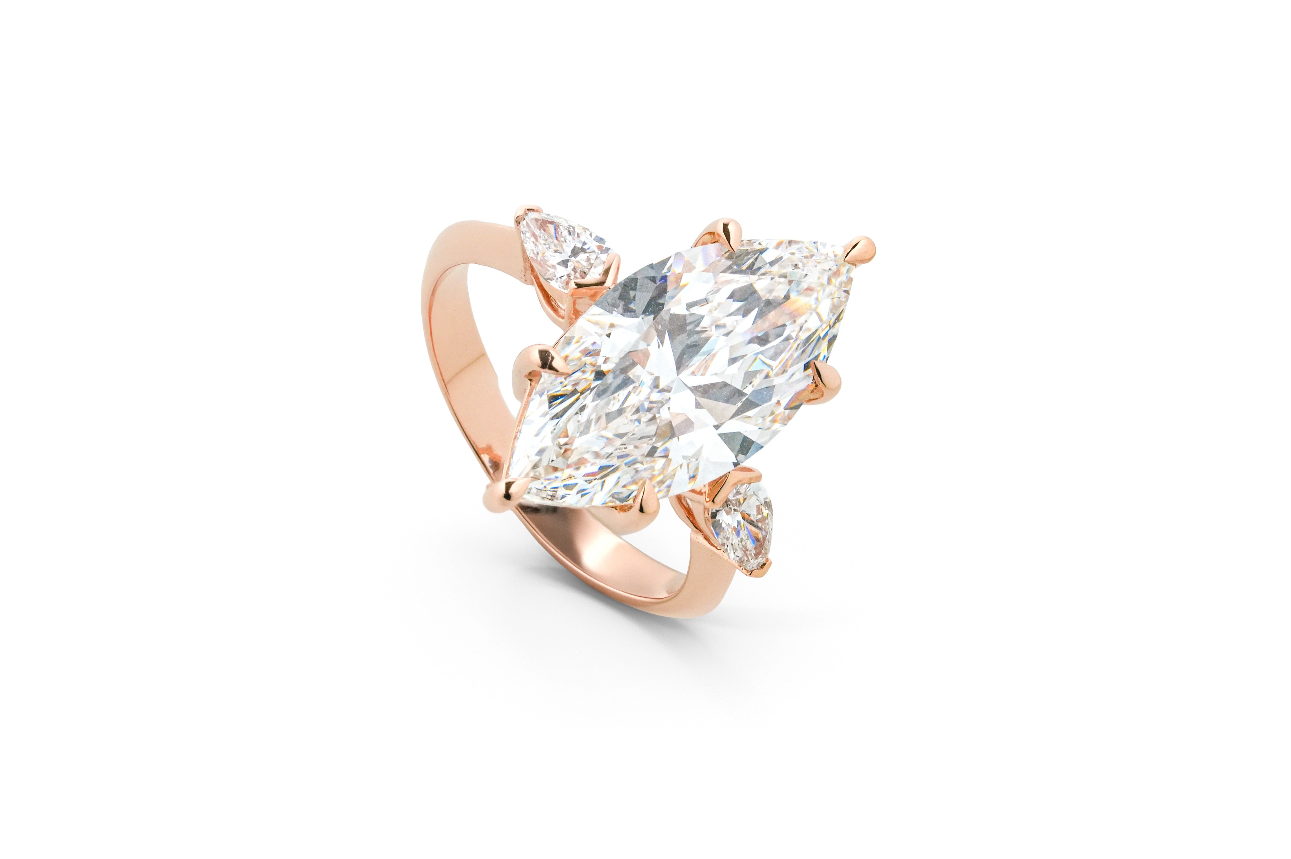 EMILY ROSEGOLD THREE STONE RING 5CT MARQUISE CUT LAB DIAMOND – VUE