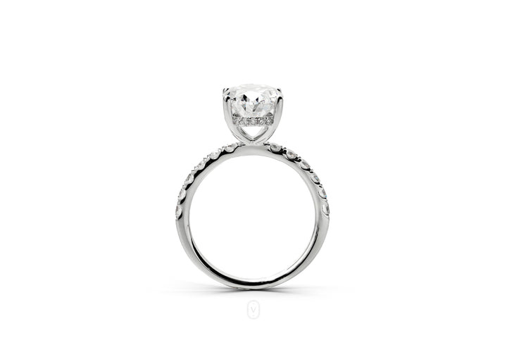 IRIS WHITEGOLD RING 3CT OVAL CUT LAB DIAMOND