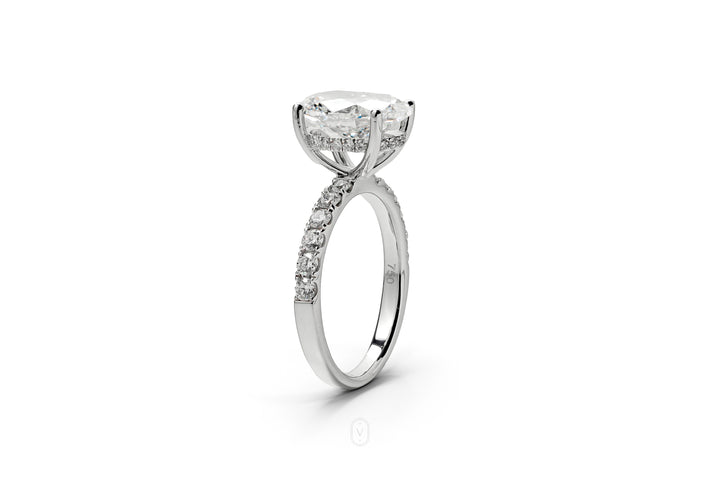 IRIS WHITEGOLD RING 3CT OVAL CUT LAB DIAMOND