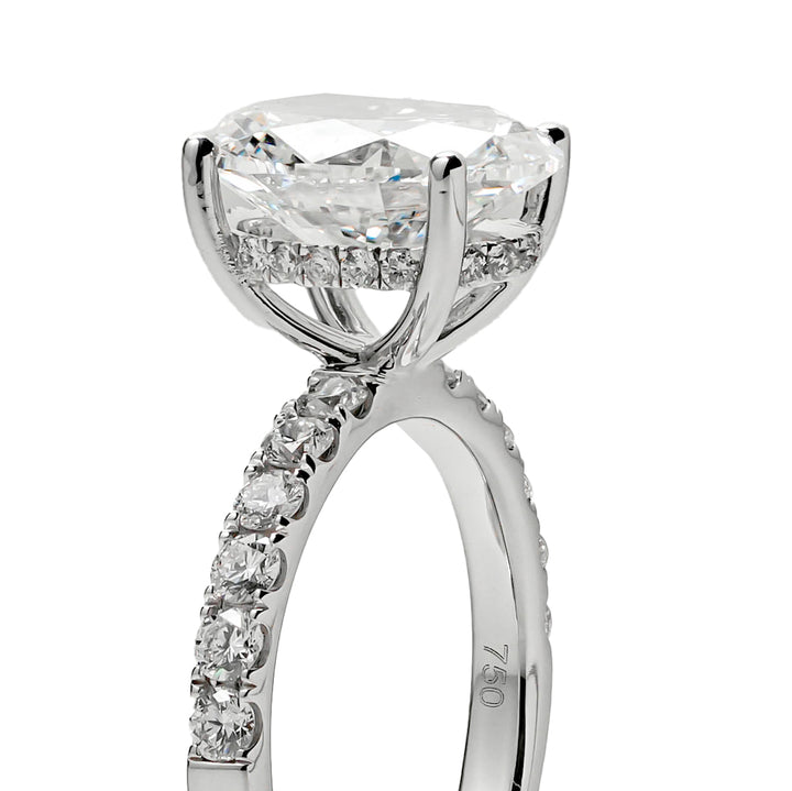IRIS WHITEGOLD RING 3CT OVAL CUT LAB DIAMOND