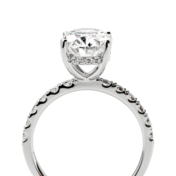 IRIS WHITEGOLD RING 3CT OVAL CUT LAB DIAMOND
