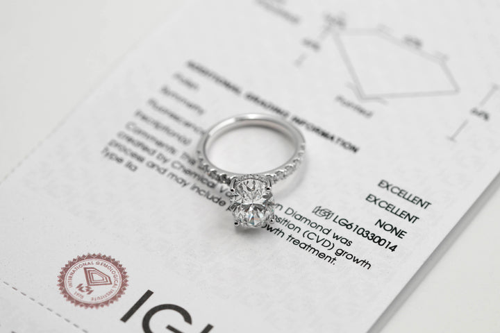 IRIS WHITEGOLD RING 3CT OVAL CUT LAB DIAMOND