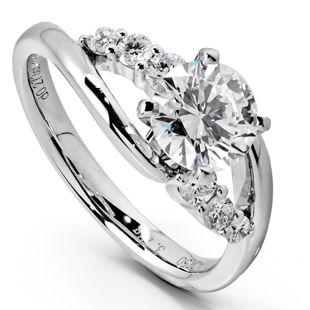 Lab Grown Diamond Ring Round