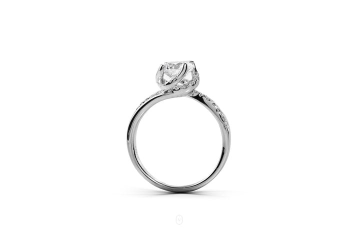 Lab Grown Diamond Ring Round