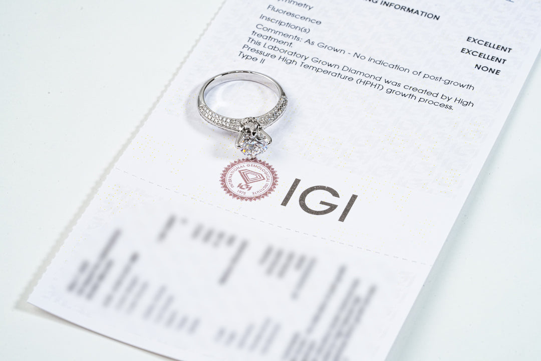 TIFFANY-STYLE PAVED SET WHITEGOLD RING 1CT ROUND CUT LAB DIAMOND