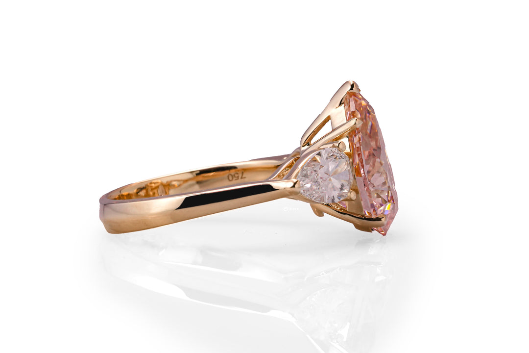 EMILY ROSEGOLD THREE STONES RING FANCY PINK PEAR BRILLIANT LAB DIAMOND