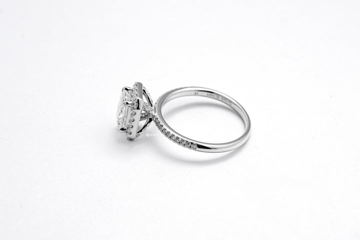 LAB DIAMOND 1CT RADIANT BRILLIANT SIDE STONE WHITEGOLD HALO RING