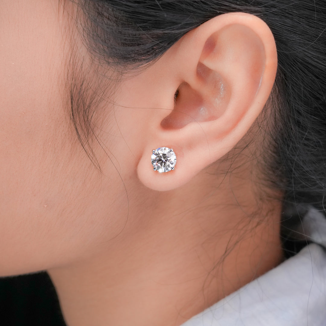 Round Stud Earring