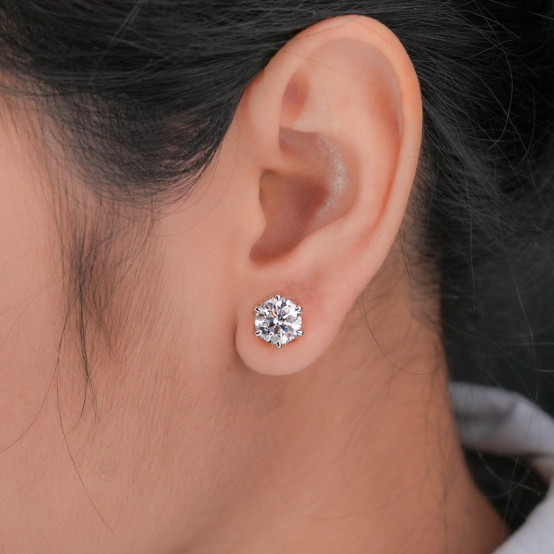 Round Stud Earring