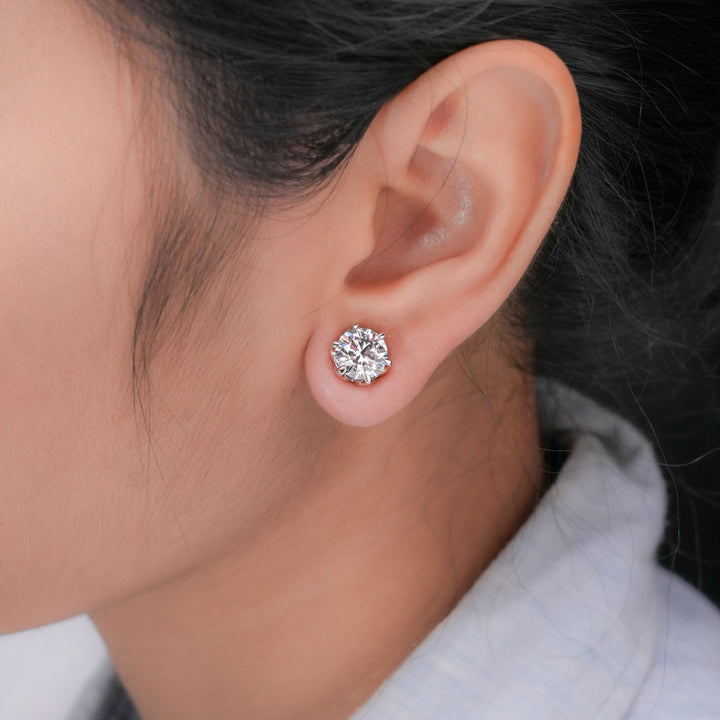 Round Stud Earring