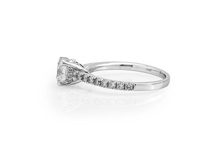 WHITEGOLD HIDDEN HALO RING 0.8CT ROUND CUT WITH SIDE STONE LAB DIAMOND