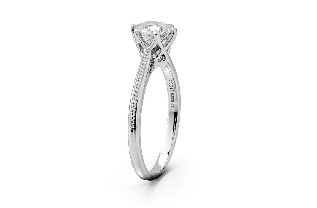 WHITEGOLD RING 0.8CT ROUND CUT LAB DIAMOND