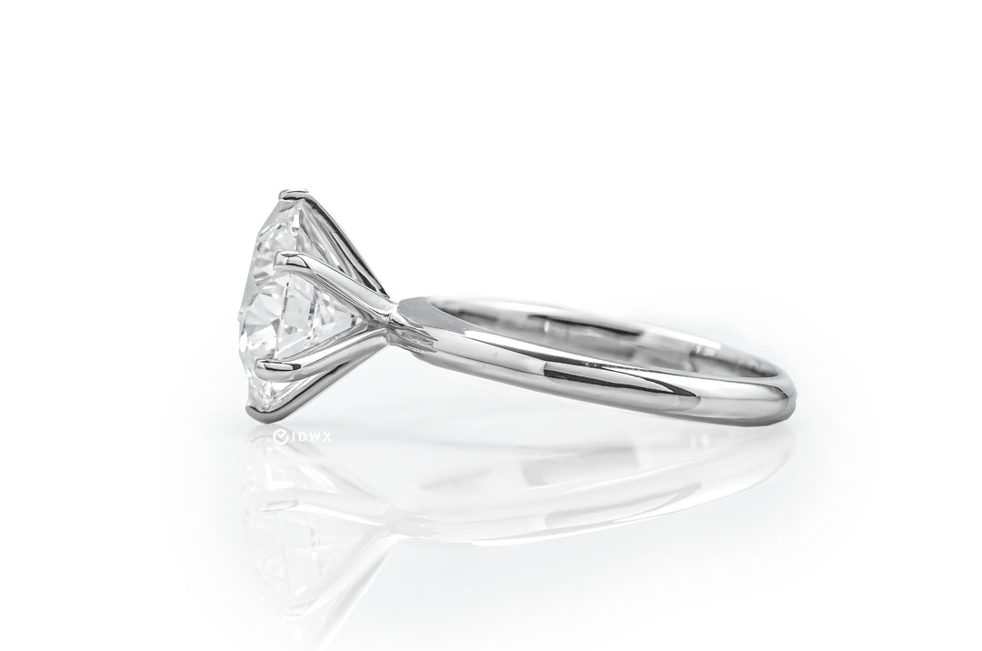 TIFFANY-STYLE WHITEGOLD RING 4CT ROUND CUT LAB DIAMOND