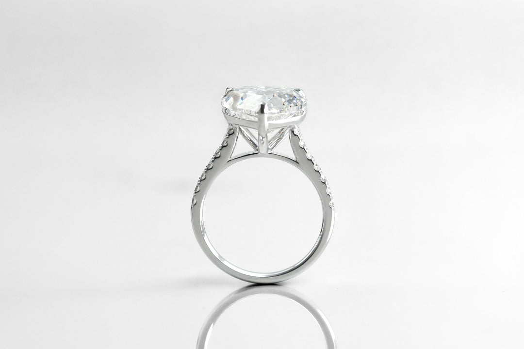 IRIS WHITEGOLD RING 5CT HEART CUT LAB DIAMOND